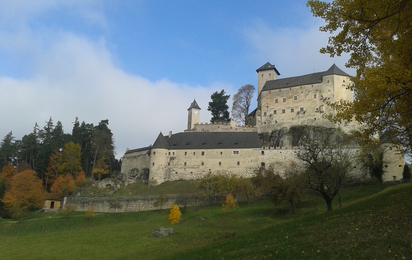 Außenansicht der Burg Rappottenstein